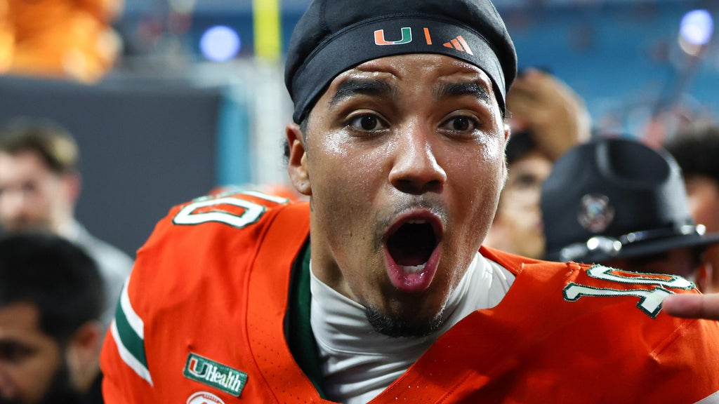 No. 3 Miami downs Florida State 43-35 in double-overtime thriller — CBS Miami, Golden Valley Sports news