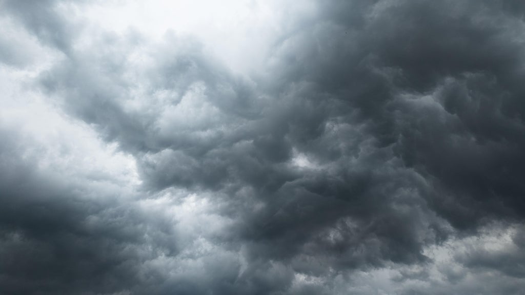 Minnesota's warmth sets the stage for Wednesday evening storms, with a low-end severe risk — Golden Valley Sports news