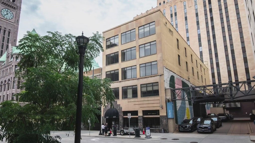 CEO who experienced homelessness as a child opens new Minneapolis family shelter — WCCO / CBS Minnesota, Golden Valley Government news