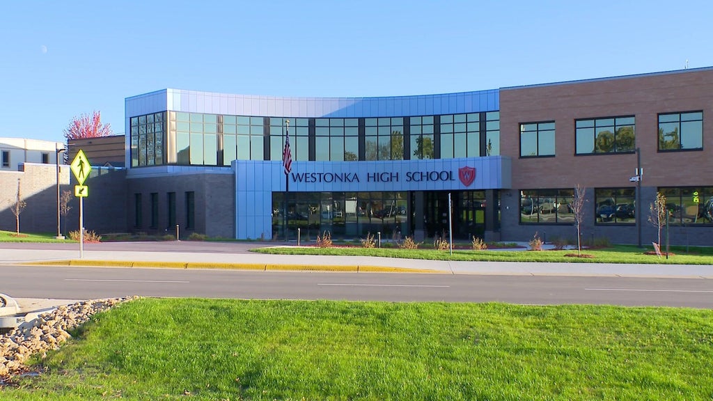 Westonka schools develop AI policymaking group to prepare for evolving technology — WCCO / CBS Minnesota, Golden Valley Technology news
