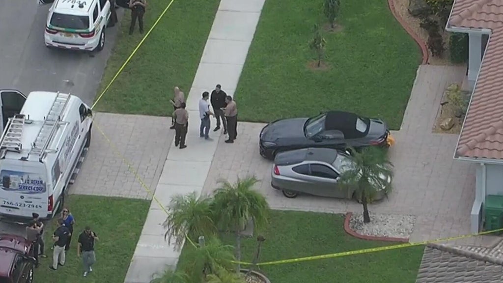 Man dead, woman hospitalized after domestic shooting in southwest Miami-Dade neighborhood, deputies say — CBS Miami, Golden Valley Health news