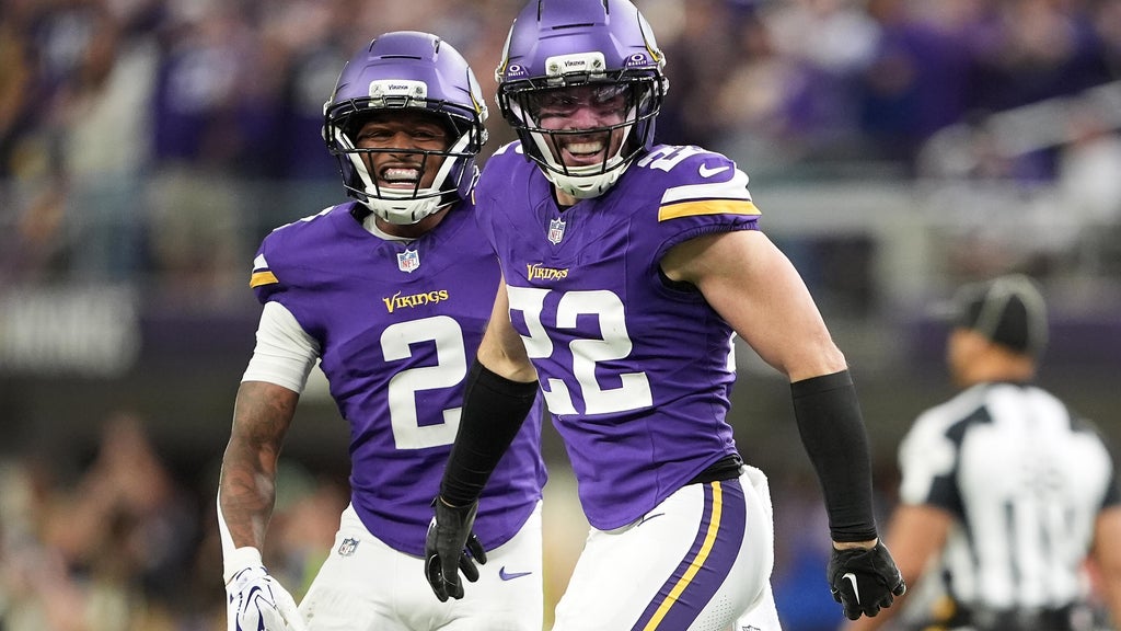 Vikings defense clamps down on Daniel Jones and the Colts for a 16-10 victory to stay undefeated — WCCO / CBS Minnesota, Golden Valley Arts news
