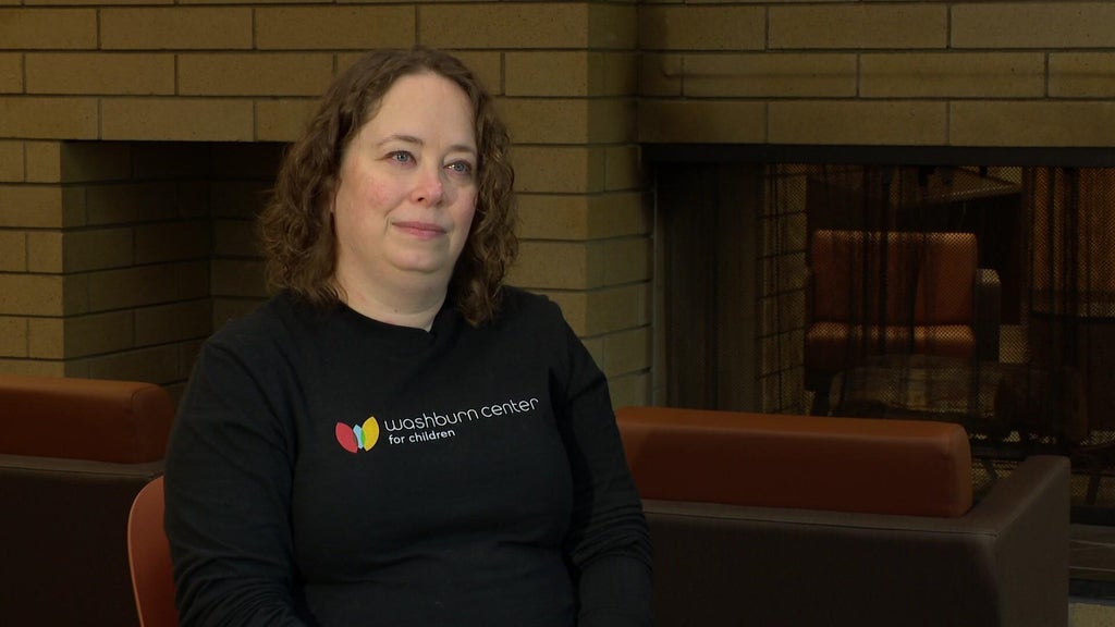 Expert shares tips on how to talk with children about traumatic events — WCCO / CBS Minnesota, Golden Valley Health news