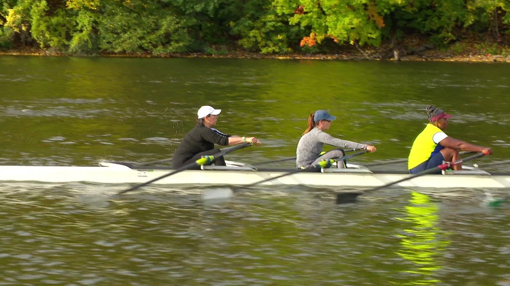 Women in the Minneapolis Rowing Club find challenge, camaraderie on the water — WCCO / CBS Minnesota, Golden Valley Health news