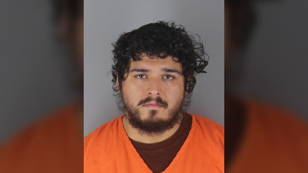 Charges: Bloomington man stabbed roommate while he was asleep, severely injuring him — Golden Valley Real Estate news
