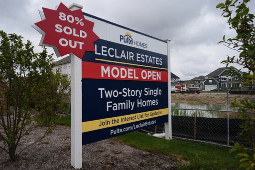 The average 30-year US mortgage rate dips to 7.24%, the lowest level in more than a month. — Golden Valley Real Estate news