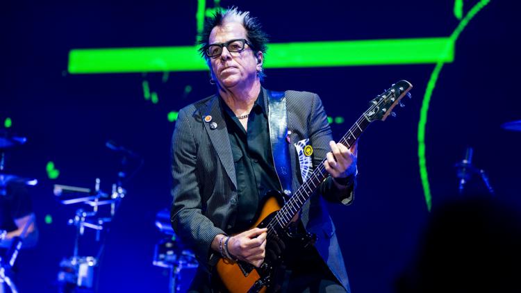 The Offspring guitarist Noodles leaves tour due to 'fairly serious health issue' — KARE 11 Entertainment, Golden Valley Health news