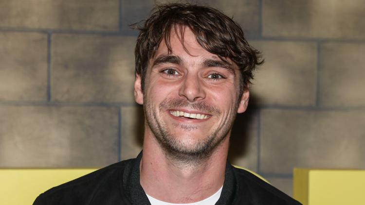 'Breaking Bad' actor RJ Mitte dies at 34 — KARE 11 Entertainment, Golden Valley Arts news