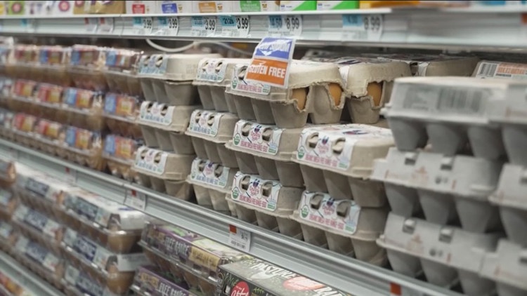 Bad vibes or big warning? The disconnect between consumer sentiment and actual spending keeps growing — KARE 11 Local, Golden Valley Community news