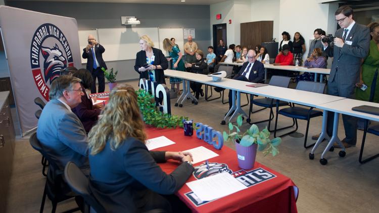 Killeen high school hosts signing ceremony for jailer program students — KCEN (Central Texas), Golden Valley Schools news