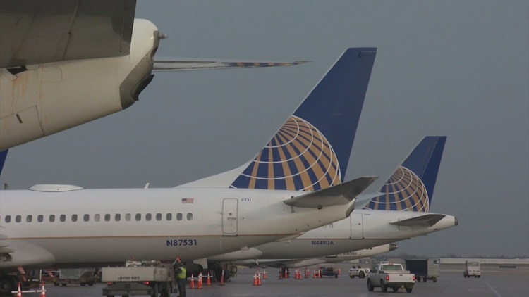 United flight from Grand Cayman to Houston declares emergency, lands safely — KENS 5 (San Antonio), Golden Valley Community news