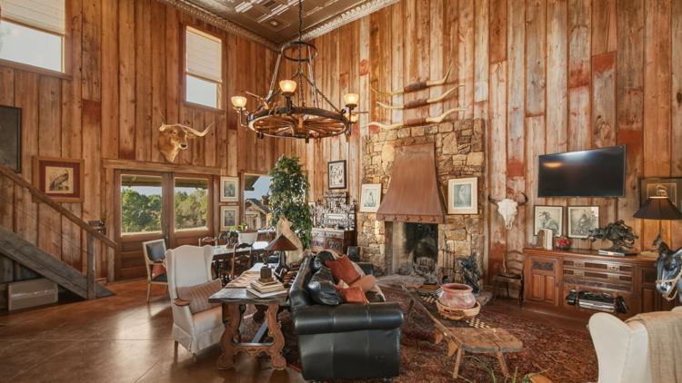 The 264-acre ranch of a beloved western artist is on the market — WFAA (Dallas-Fort Worth), Golden Valley Real Estate news