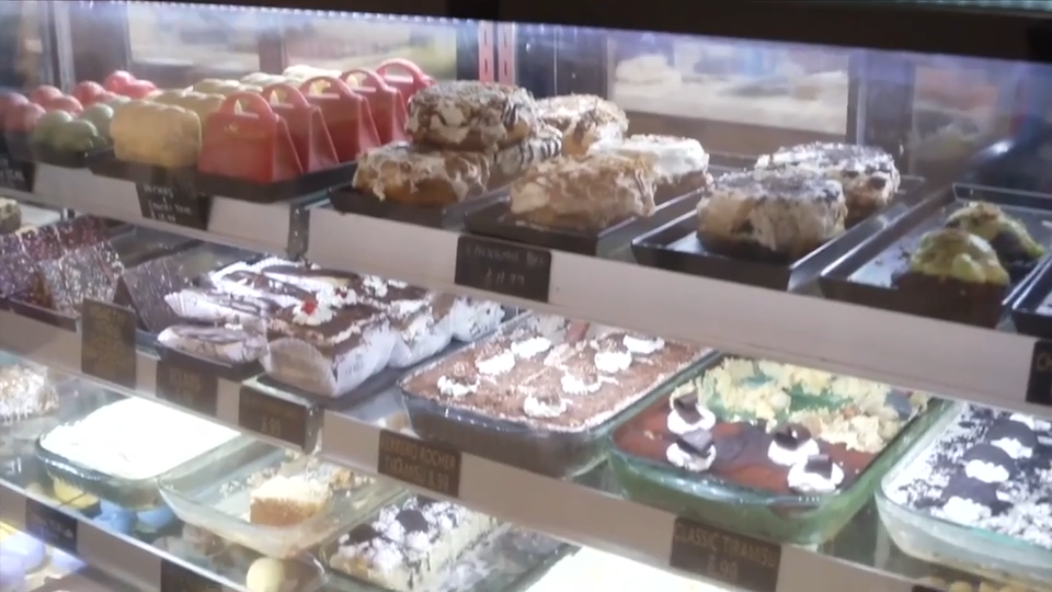 Haraz brings Yemeni coffee and unique crunchy pastries to Pembroke Pines — WSVN Entertainment, Golden Valley Business news